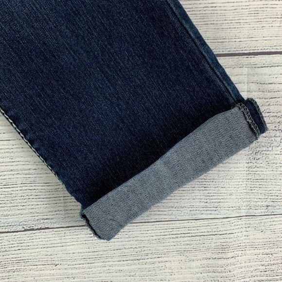 Nine West Jeans Capri 10 30 Dark Wash Embellished Pockets Inseam 22" Cuffed - Picture 3 of 9